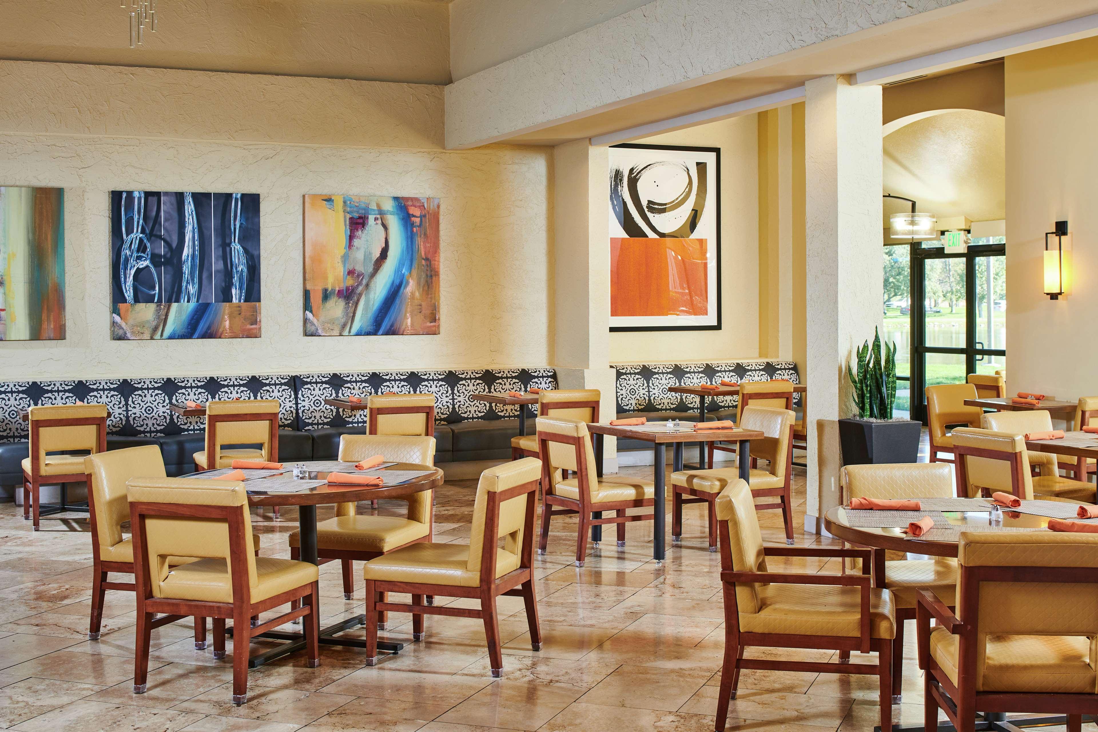 Doubletree By Hilton Hotel Salt Lake City Airport Esterno foto
