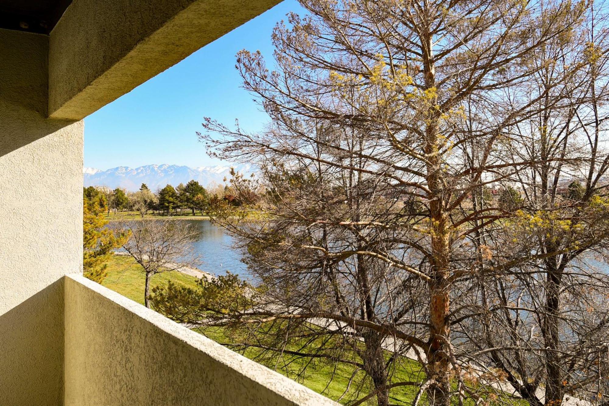 Doubletree By Hilton Hotel Salt Lake City Airport Esterno foto